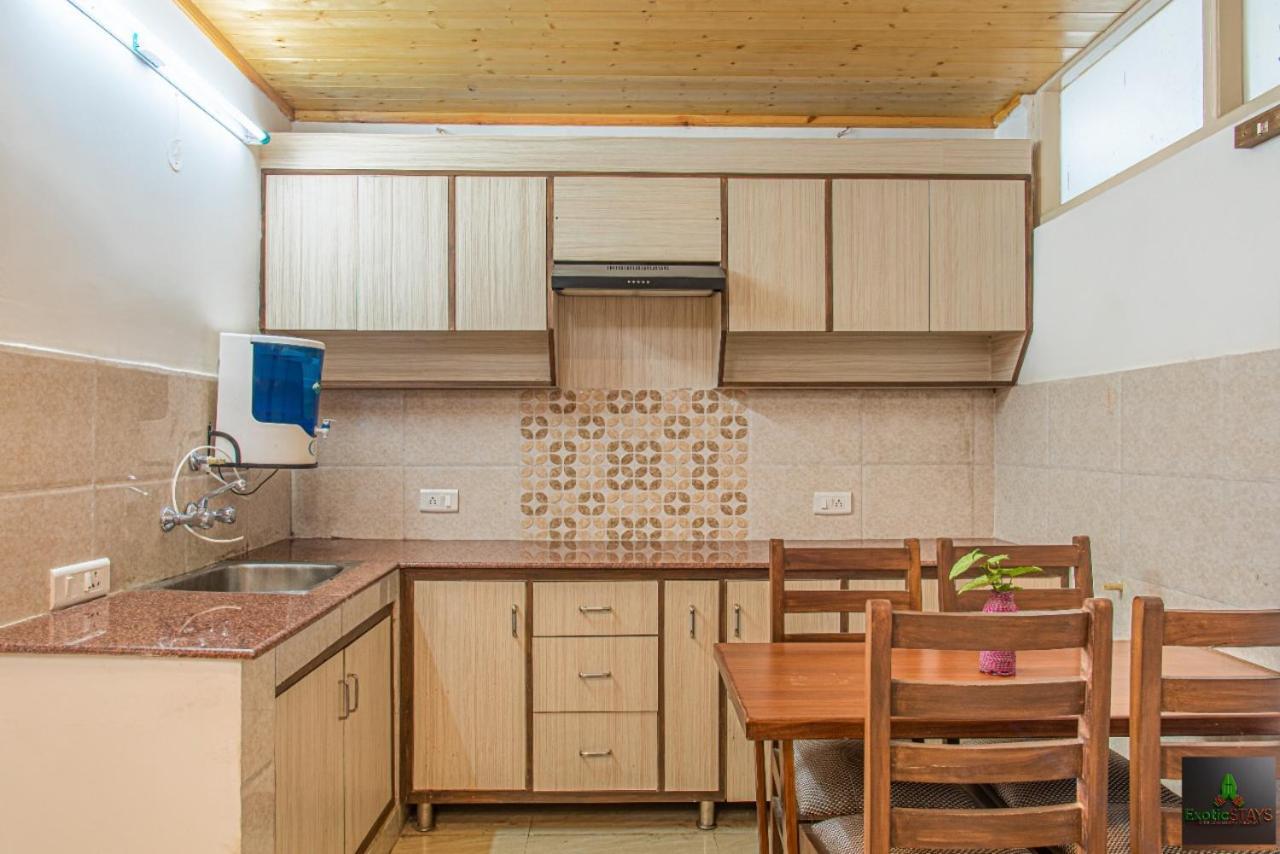 The Western Heights I Serviced Apartments I Pvt Balcony I Lift I Peacefull Area I Family Accomodation I Kasauli I By Exotic Stays Εξωτερικό φωτογραφία
