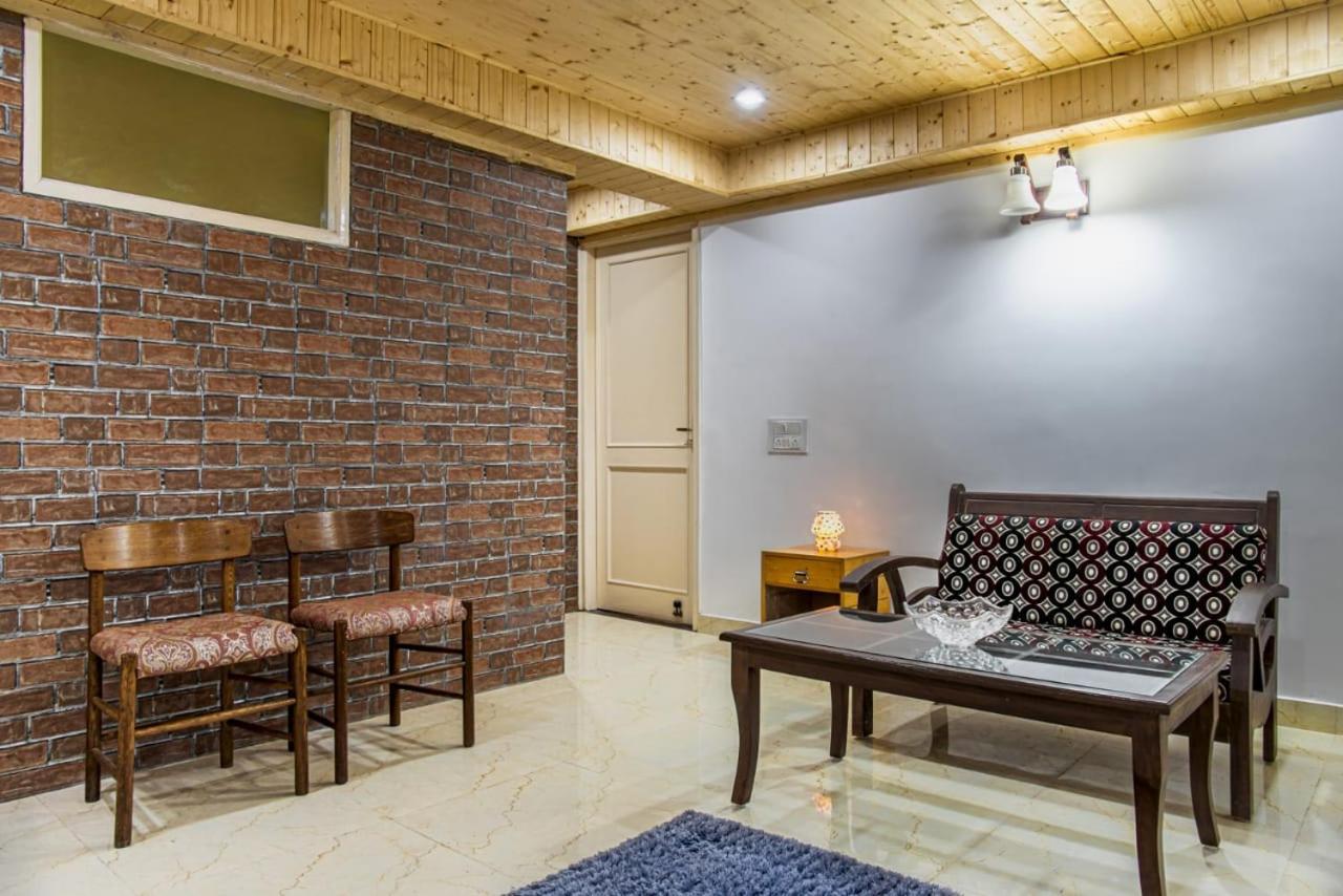 The Western Heights I Serviced Apartments I Pvt Balcony I Lift I Peacefull Area I Family Accomodation I Kasauli I By Exotic Stays Εξωτερικό φωτογραφία