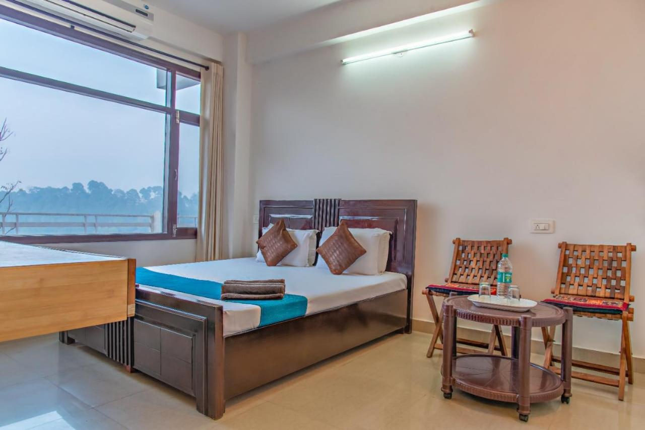 The Western Heights I Serviced Apartments I Pvt Balcony I Lift I Peacefull Area I Family Accomodation I Kasauli I By Exotic Stays Εξωτερικό φωτογραφία