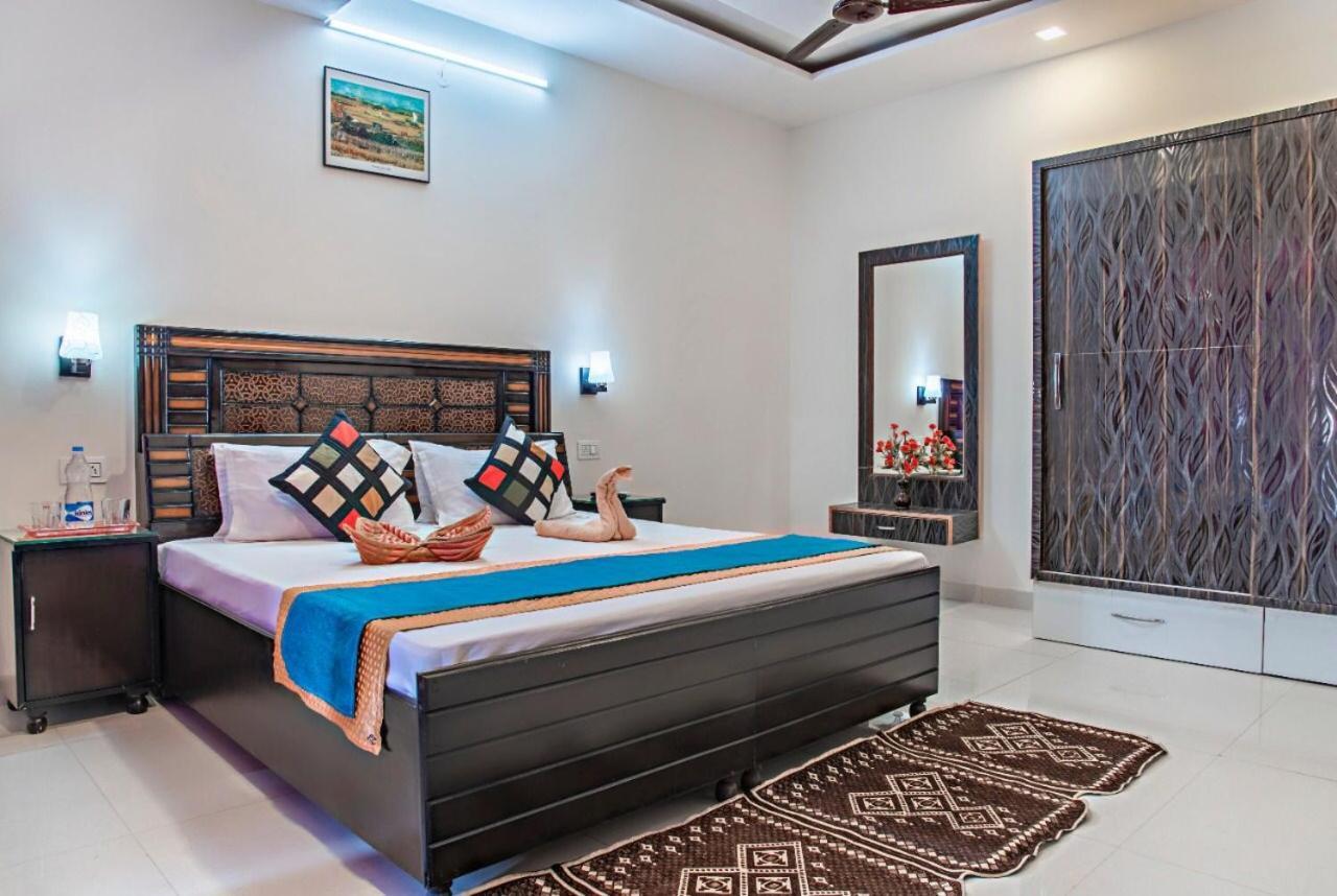 The Western Heights I Serviced Apartments I Pvt Balcony I Lift I Peacefull Area I Family Accomodation I Kasauli I By Exotic Stays Εξωτερικό φωτογραφία